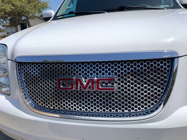 GMC Yukon XL - Great Condition for sale in San Luis Obispo, CA – photo 7