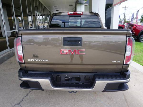 2016 GMC Canyon SLE 2WD 128WB pickup Bronze Alloy Metallic for sale in Baton Rouge , LA – photo 7