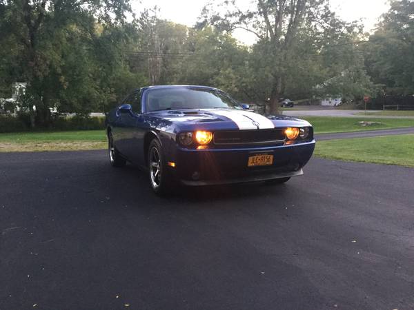 2010 Dodge Challenger LOW MILEAGE 38K for sale in Elma, NY – photo 7