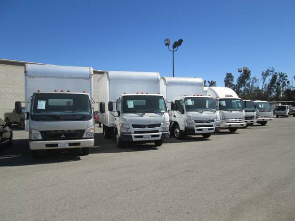 2019 International Cummins Air ride 26ft box Truck like Freightliner for sale in Los Angeles, CA – photo 14