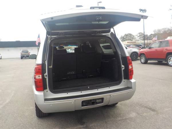 2013 Chevrolet Suburban LTZ 4X4, LEATHER, DVD, NAVI, 3RD ROW SEAT for sale in Virginia Beach, VA – photo 10