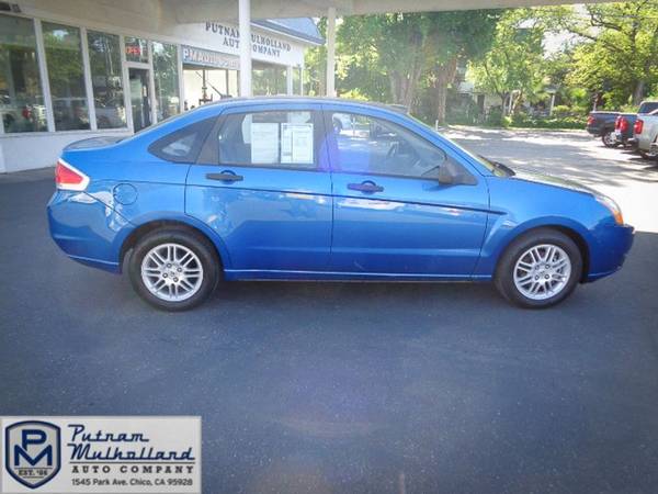 2010 Ford Focus SE - - by dealer - vehicle for sale in Chico, CA – photo 2