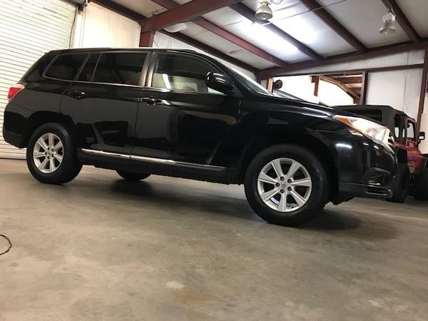 2013 Toyota Highlander Plus- 3rd Row IN HOUSE FINANCE - FREE... for sale in DAWSONVILLE, AL – photo 6