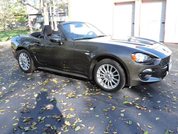 2017 Fiat 124 Spider Classica Convertible - - by for sale in Hartford, WI – photo 22