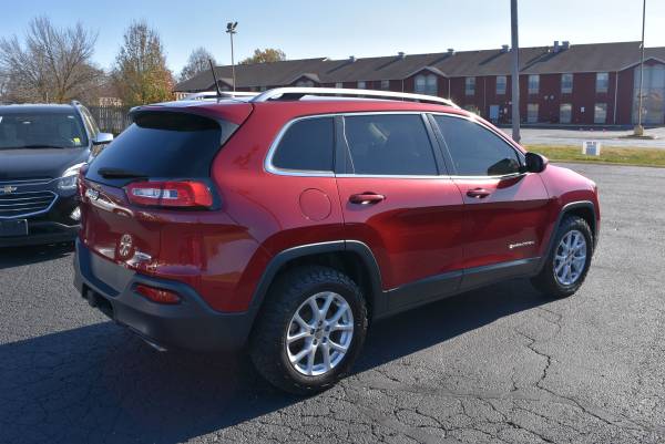 2016 Jeep Cherokee Latitude - 6 Month Warranty - Easy Payments! -... for sale in Nixa, AR – photo 7
