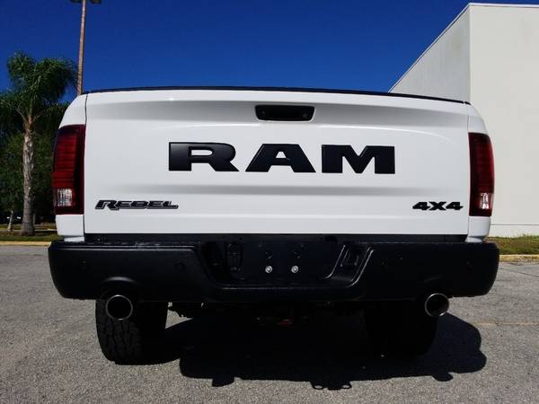 2016 Ram 1500 Rebel CREW CAB~ 4X4~5.7 HEMI~ 1-OWNER~ CLEAN CARFAX~... for sale in Sarasota, FL – photo 8