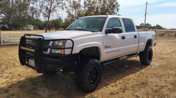 lifted chevy duramax 4x4 diesel/trade for sale in Reno, NV – photo 2