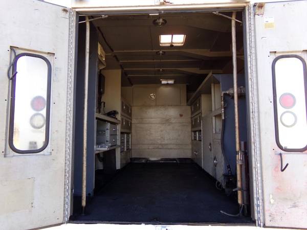 2006 GMC C5500 12' Service Box Truck - cars & trucks - by dealer -... for sale in Purgitsville, VA – photo 11