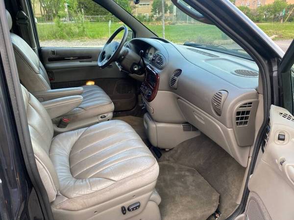 2000 CHRYSLER TOWN AND COUNTRY 1OWNER HANDICAP WHEELCHAIR VAN 527940... for sale in Skokie, IL – photo 12