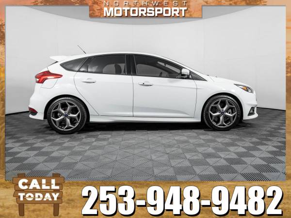 *WE BUY CARS!* 2018 *Ford Focus* ST FWD for sale in PUYALLUP, WA – photo 4