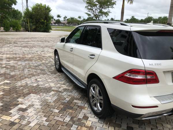 2013 Mercedes ML350 Pearl White Panoramic Roof/New Tires/Low Miles -... for sale in Naples, FL – photo 7