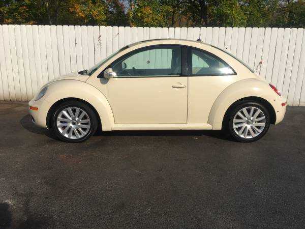 2008 Volkswagon Beetle SE Automatic 2.5 Liter 92,000 Miles - cars &... for sale in Watertown, NY – photo 12