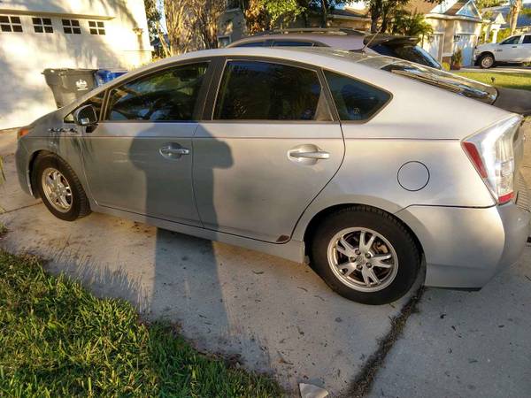2010 Toyota Prius - cars & trucks - by owner - vehicle automotive sale for sale in Apollo Beach , FL – photo 2
