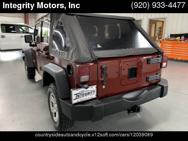 2009 Jeep Wrangler Unlimited X ***Financing Available*** for sale in Fond Du Lac, WI – photo 17