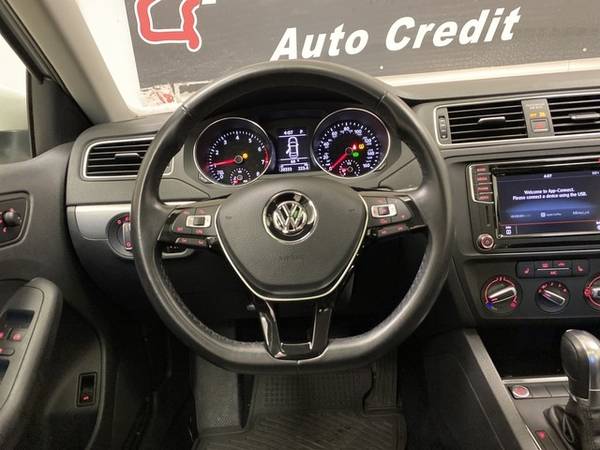 2017 Volkswagen Jetta 1.4T SE - cars & trucks - by dealer - vehicle... for sale in Akron, PA – photo 3