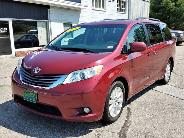 2011 Toyota Sienna Limited AWD 149K, Auto, AC, Leather, Roof, DVD, Cam for sale in Belmont, MA – photo 7