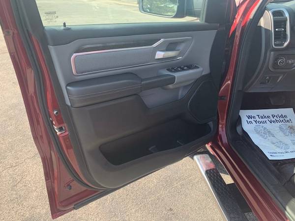 2019 Ram 1500 Crew Cab Big Horn with 5 7 Hemi and only 16, 000 miles! for sale in Syracuse, NY – photo 12