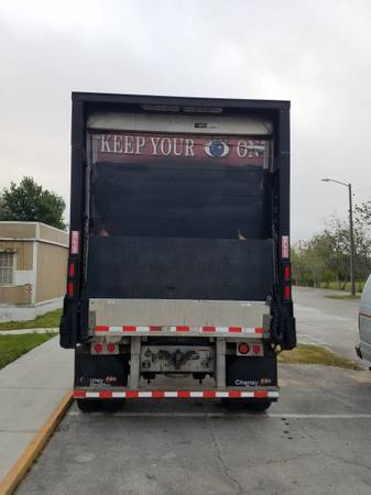 2006 day cab and 2012 reefer for sale in Kissimmee, FL – photo 11