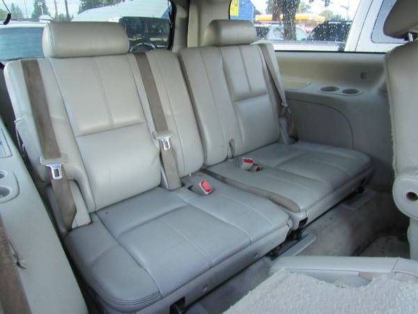 07 CHEVROLET "SUBURBAN" 3RD ROW + SUPER EASY IN HOUSE FINANCING -... for sale in WASHOUGAL, OR – photo 13