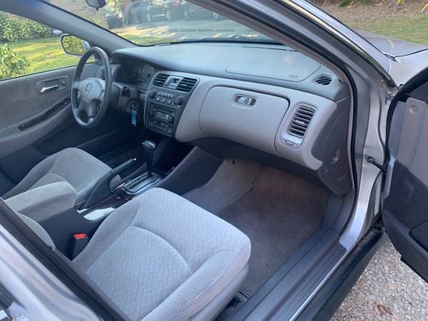 2002 Honda Accord SE 4 CYL 4 Door Automatic 76,000 Low Miles Sunroof... for sale in Orlando, FL – photo 7