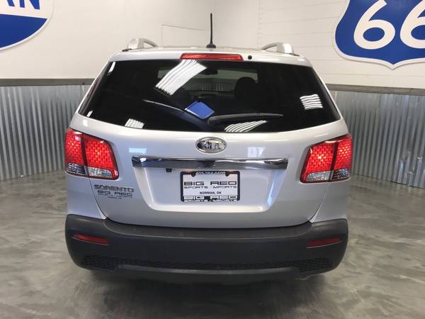 2013 KIA SORENTO LX!! BLACKED OUT WHEELS! UVO! BLUETOOTH! BACKUP CAM!! for sale in Norman, OK – photo 5