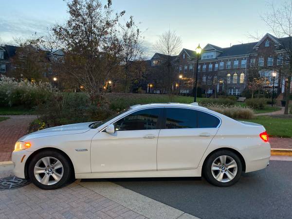 **New Body**2011 BMW 528I white on black navigation Garage kept * -... for sale in Fairfax, District Of Columbia – photo 2