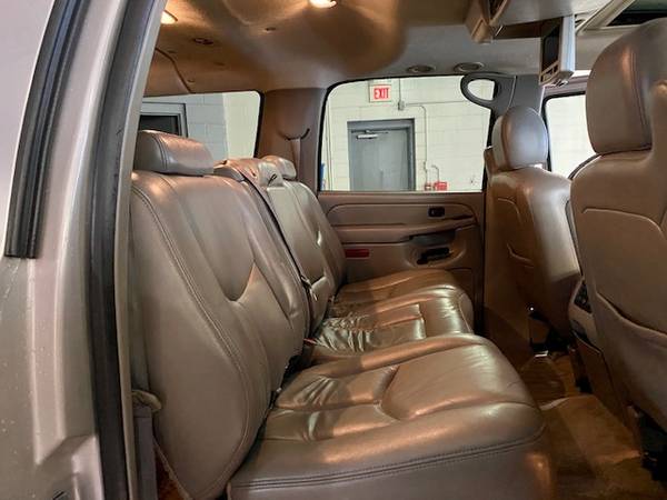 **RUST FREE**OUT OF STATE**2006 CHEVROLET SUBURBAN LT 1500** - cars... for sale in Lakeland, MN – photo 23