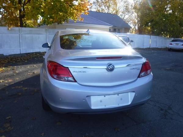 2011 Buick Regal 4dr Sdn CXL RL3 (Russelsheim) *Ltd Avail* - cars &... for sale in Vestal, NY – photo 9