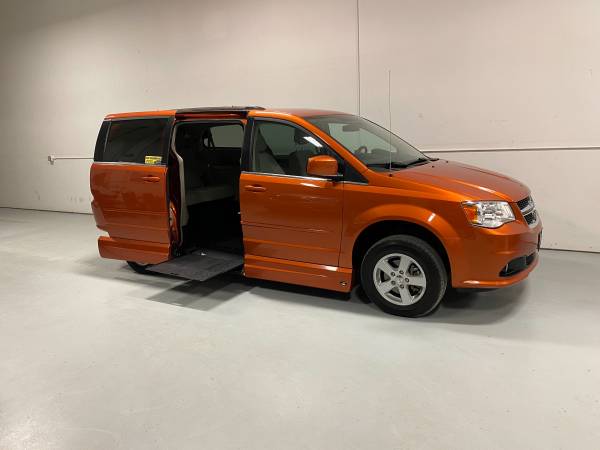 Wheelchair Accessible Dodge Grand Caravan with In-Floor Ramp - cars... for sale in Palmer, AK – photo 5