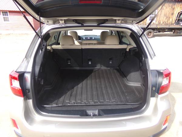 Subaru 2017 Outback Premium 23K Auto Eyesight Navigation Sunroof for sale in Vernon, VT – photo 16