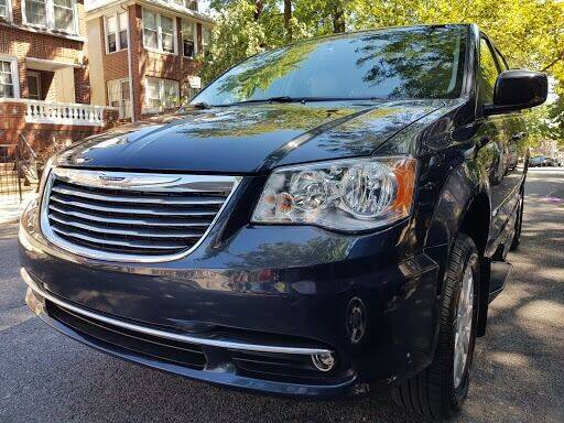 2013 Chrysler Town and Country Wheelchair Mobility Van | 43k Miles -... for sale in Bellingham, WA – photo 4