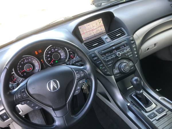 12' Acura TL, 6 Cyl, FWD, Auto, One Owner, Leather, Sun Roof for sale in Visalia, CA – photo 2