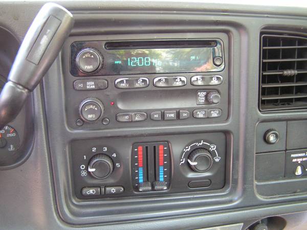 2006 GMC Sierra 2500 HD Utility Service Truck, Regular Cab 2WD for sale in Dixon, CA – photo 13