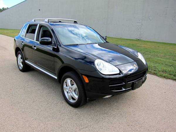 2006 Porsche Cayenne S -- All Wheel Drive ** LOW Miles ** Desirable Bl for sale in Madison, WI – photo 9