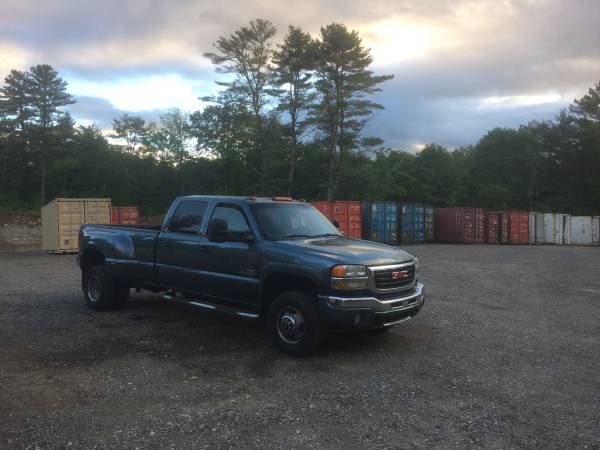 2007 GMC Duramax 4x4 dually for sale in Frederick, MD – photo 2