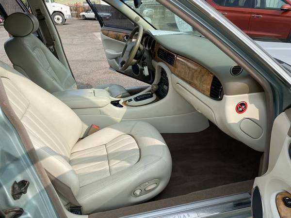 2001 Jaguar XJ - Financing Available! - cars & trucks - by dealer -... for sale in Lakewood, CO – photo 14