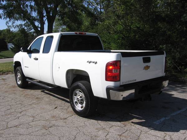 **12 Silverado x cab 4x4 2500 3/4 ton, 6.0, power, tow, 92k, clean!** for sale in West County, IL – photo 8