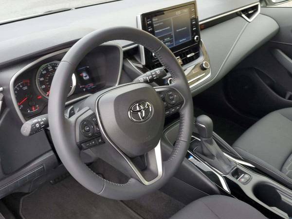 2019 Toyota Corolla Hatchback SE Hatchback 4D hatchback White - -... for sale in Knoxville, TN – photo 23