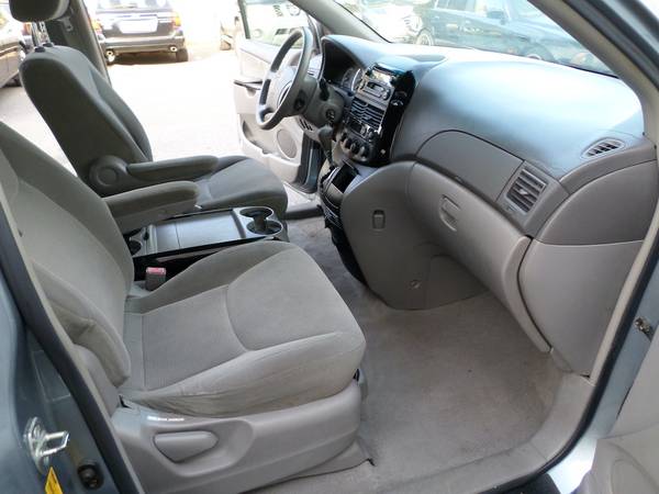 2004 TOYOTA SIENNA 3 3L In excellent condition - - by for sale in Stewartsville, PA – photo 15