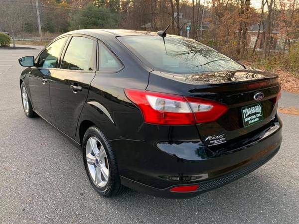 2014 Ford Focus Se - Automatic - 62K Low Miles - We Finance ! - cars... for sale in Tyngsboro, MA – photo 16