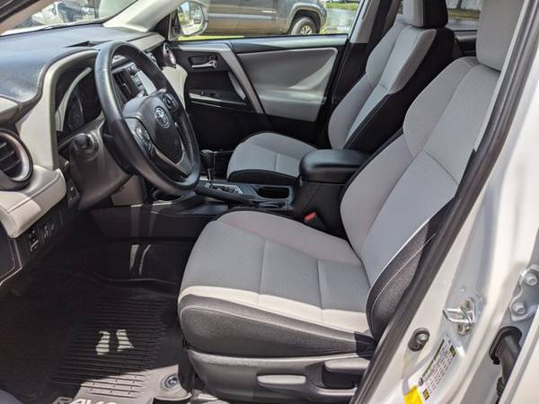 2018 Toyota RAV4 XLE SKU: JW514854 SUV - - by dealer for sale in Pinellas Park, FL – photo 16