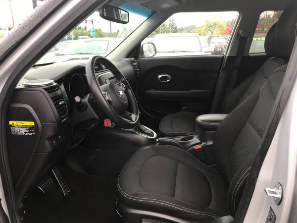 2015 KIA SOUL + LOW MILES ''WEEKEND SPECIAL PRICES'' - cars & trucks... for sale in Eugene, OR – photo 6