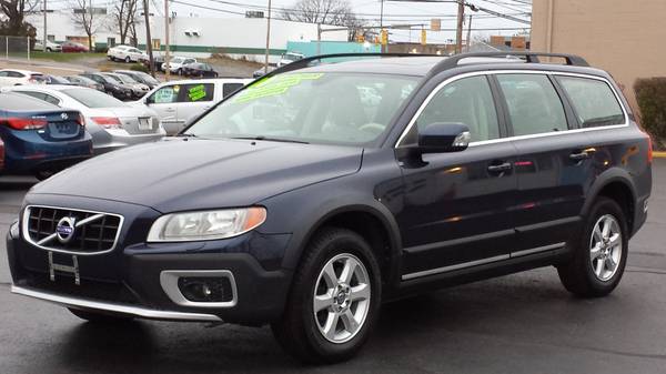 2010 Volvo XC70 AWD (FREE CARFAX! RUND AND DRIVES LIKE NEW!!!) -... for sale in Rochester , NY – photo 4