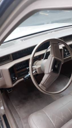 Beautiful 1989 Cadillac Sedan DeVille 40,000 original miles - cars &... for sale in Chicago Ridge, IL – photo 9