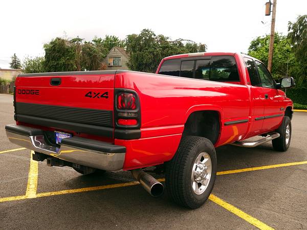 2001 DODGE RAM 2500 QUAD CAB 4WD 5.9 DIESEL low miles ! for sale in Eugene, OR – photo 2