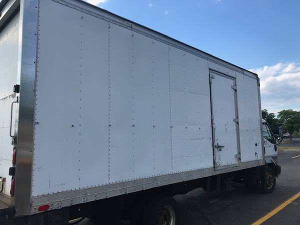 2004 mitsubishi fuso fh 210 box truck diesel 20 ft box 172k mile 4 for sale in Victor, NY – photo 4