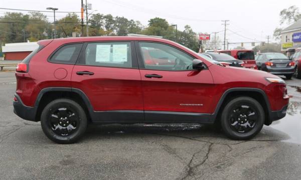 2014 Jeep Cherokee Sport -AWD - ONLY 76,000 for sale in Salem, MA – photo 6