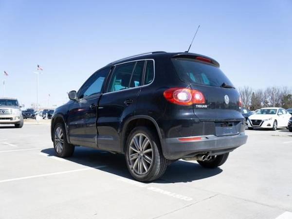 2011 VOLKSWAGEN TIGUAN SUNROOF ! NAVIGATION ! - - by for sale in Ardmore, OK – photo 5