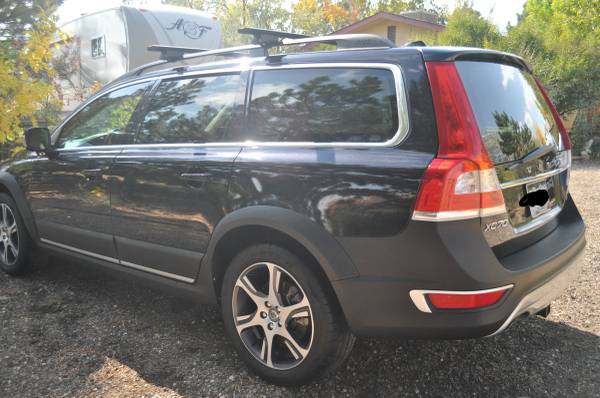2015.5 Volvo XC70 T6 Platinum - cars & trucks - by owner - vehicle... for sale in Longmont, CO – photo 3