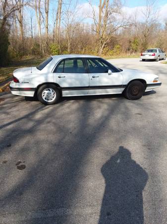 1993 Buick LeSabre for sale in Huntington, IN – photo 2